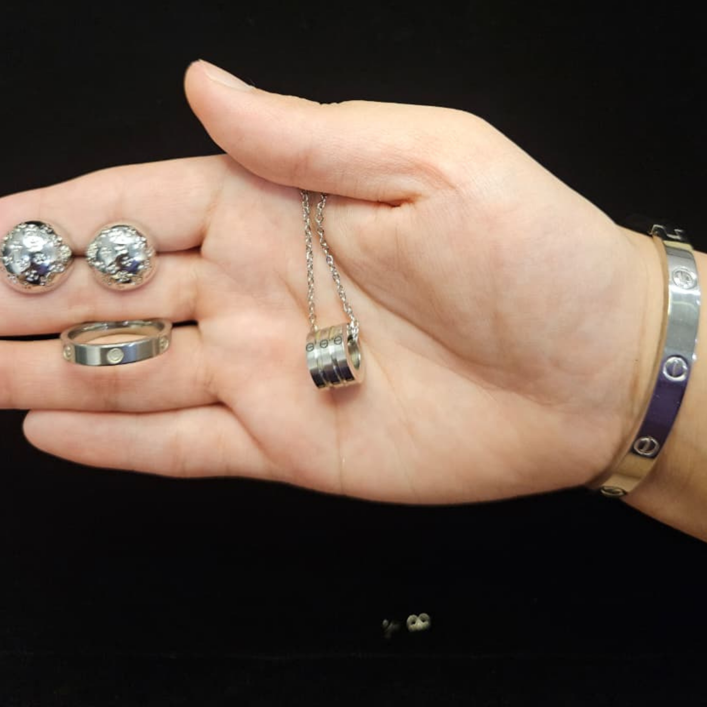 Silver Essentials Set